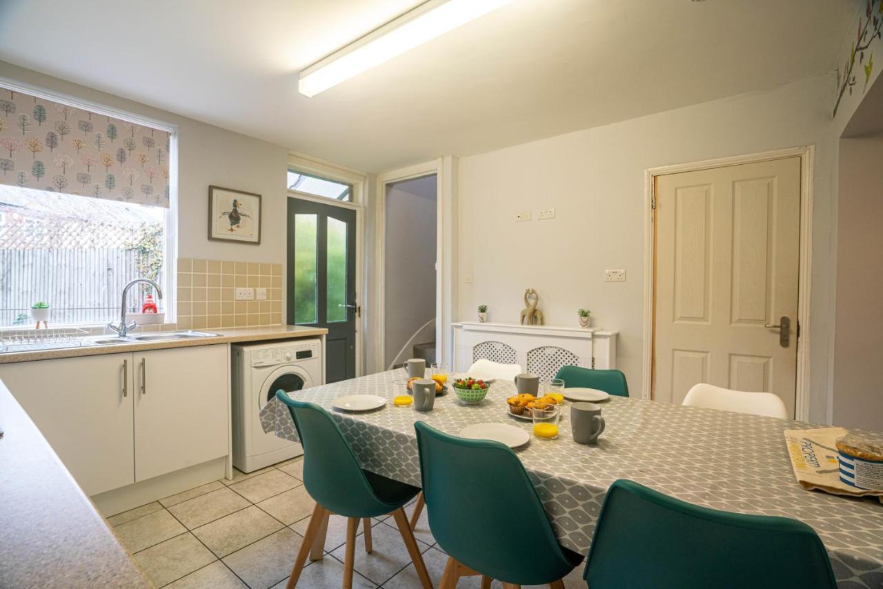 The Becket - Three Bedroom City Centre House With Parking Кентербері Екстер'єр фото