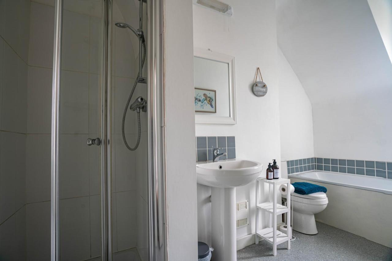 The Becket - Three Bedroom City Centre House With Parking Кентербері Екстер'єр фото