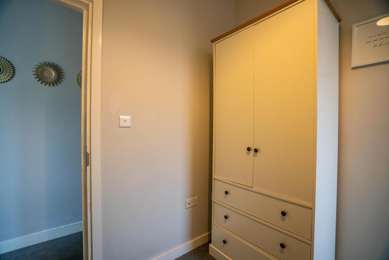 The Becket - Three Bedroom City Centre House With Parking Кентербері Екстер'єр фото