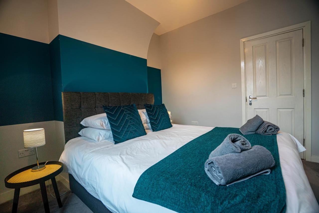 The Becket - Three Bedroom City Centre House With Parking Кентербері Екстер'єр фото
